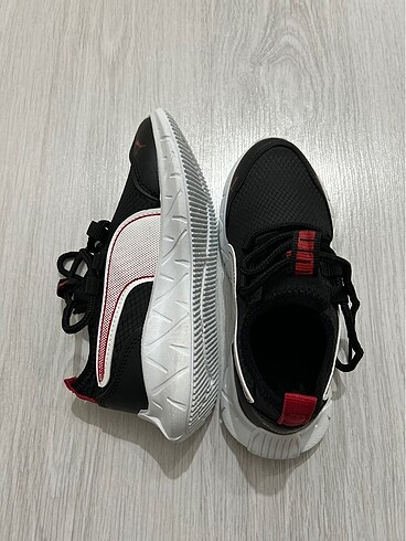 Puma Çocuk spor ayakkabı