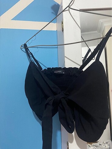 Siyah crop bluz