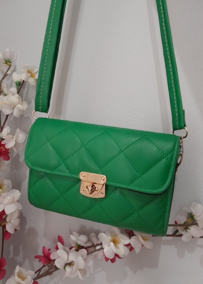 Yeşil az kullanılmış çanta - Görsel 3