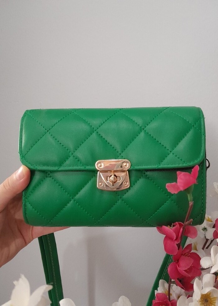 Yeşil az kullanılmış çanta - Görsel 4