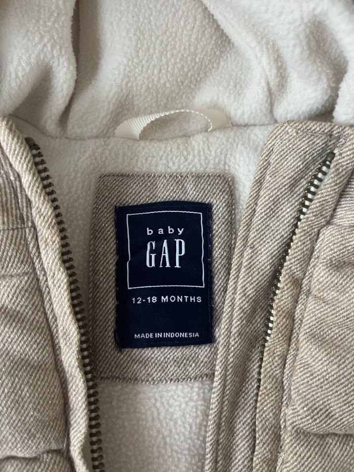 Gap bebek kapüşonlu tüylü şişme yelek - Görsel 2