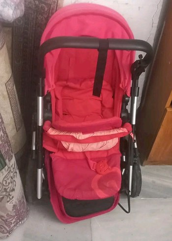 Pembe Renkli Bebek Arabası