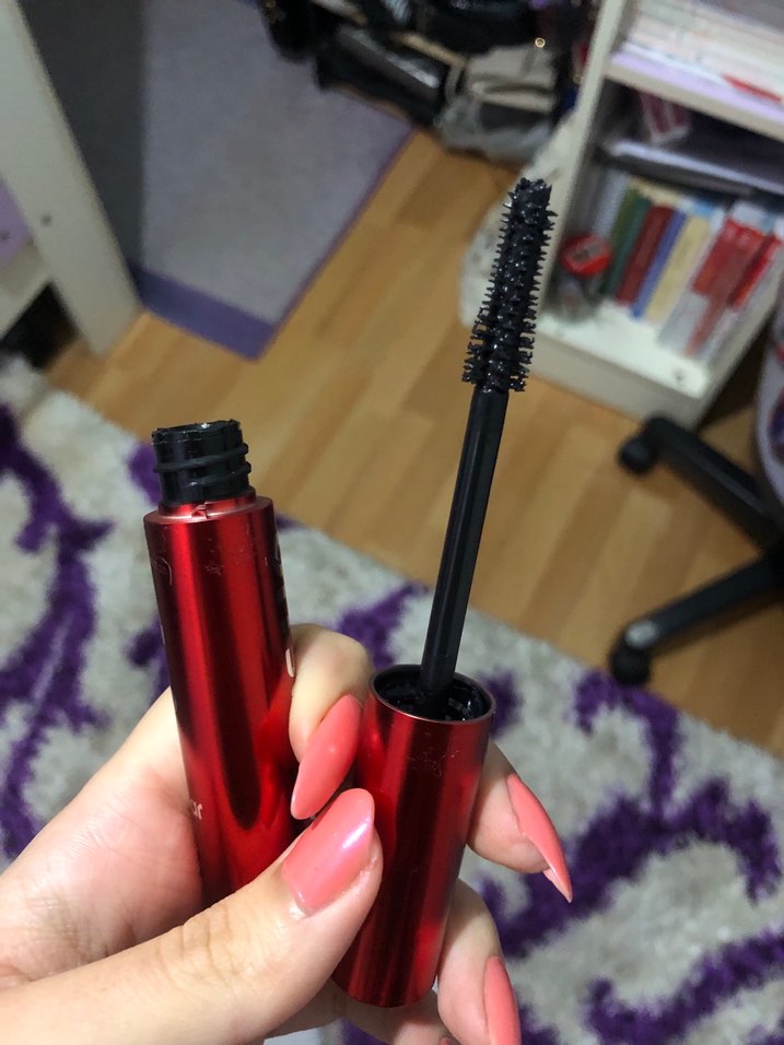 Koyu Kırmızı Flormar Maskara - Görsel 2