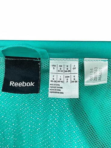 s Beden yeşil Renk Reebok Ceket %70 İndirimli.