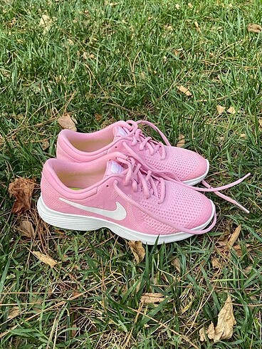 Nike spor ayakkabı