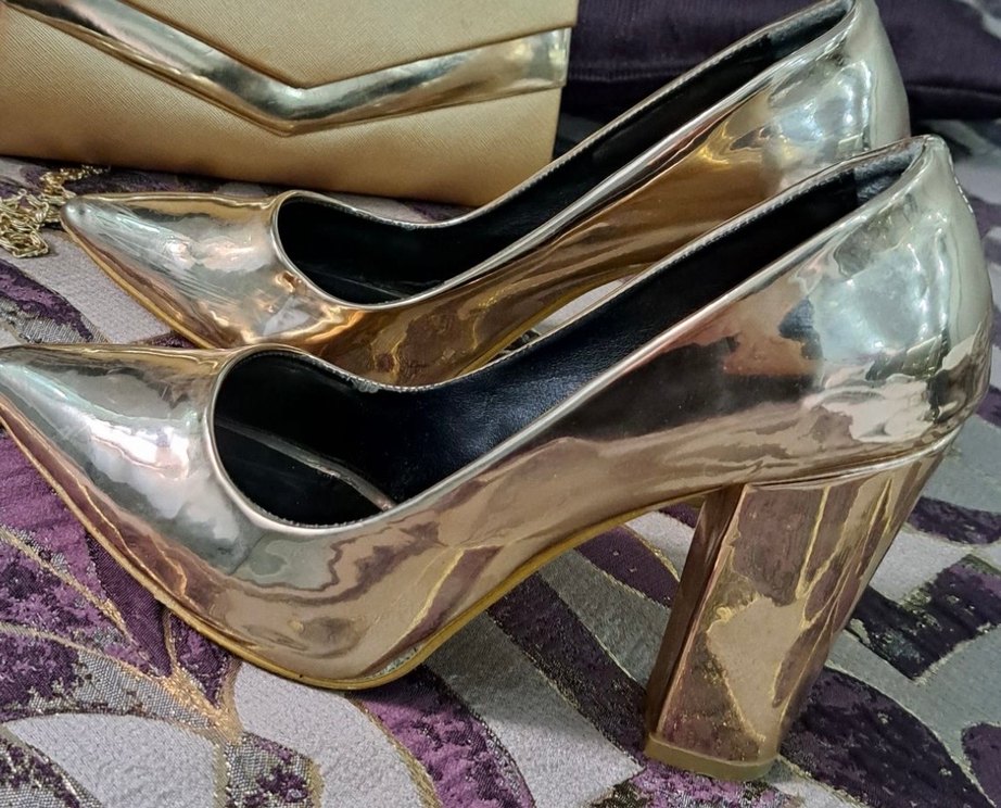 Parlak Altın Metalik Blok Topuklu Stiletto - Görsel 4