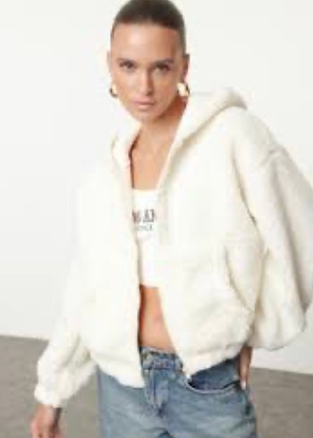 Beyaz Kapüşonlu Peluş Ceket - Görsel 5