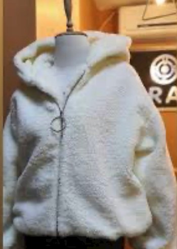 Beyaz Kapüşonlu Peluş Ceket - Görsel 4