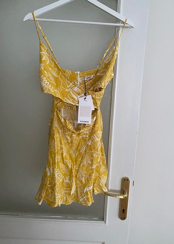 Pull and Bear Pull Bear Sari Desenli Askili Mini Elbise