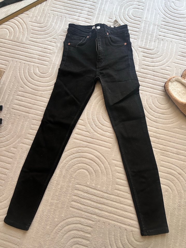 Kadın Siyah Kemerli Skinny Jean - Görsel 2
