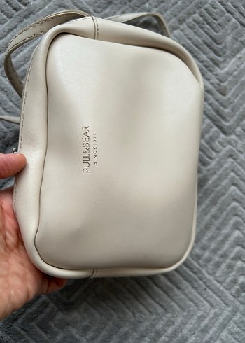 Pull and Bear Kadın Beyaz Minimalist Deri Çapraz Çanta