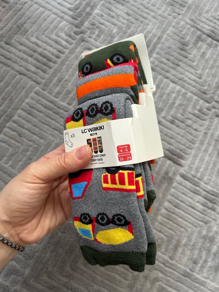 LC Waikiki Erkek Çocuk Desenli Çorap 3'lü - Görsel 2