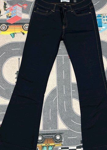 Kadın Siyah Denim Midi Boy Kot Pantolon