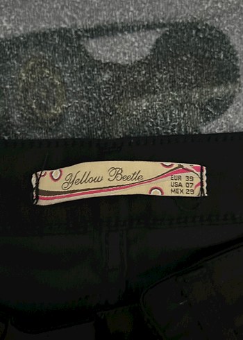 29 Beden Düğmeli Siyah Regular Fit Kadın Jean