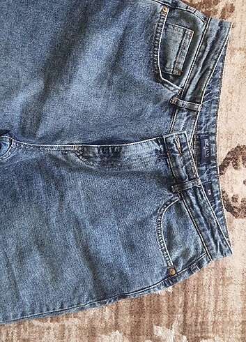 44 Beden lacivert Renk Lcw jean 44 beden