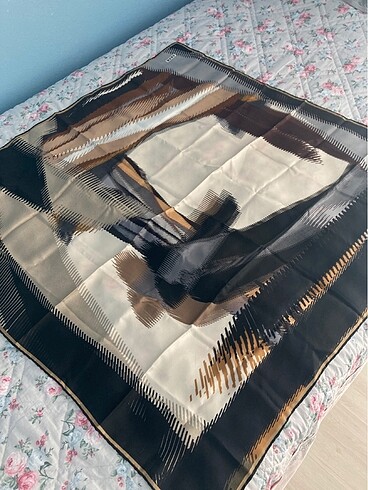 AKER DESENLİ EŞARP - Görsel 2