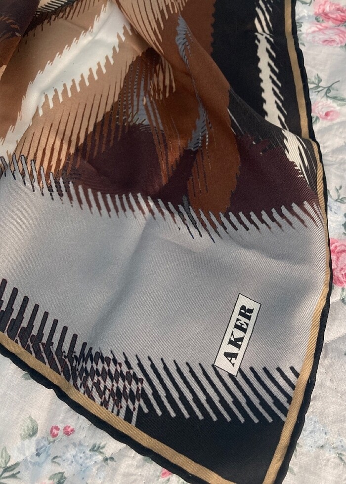 AKER DESENLİ EŞARP - Görsel 5