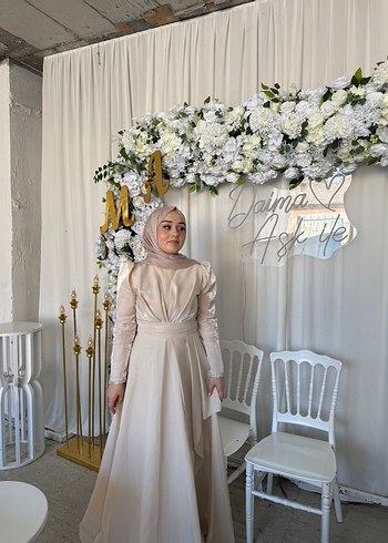 KİRALIK SÖZ ABİYESİ Uzun Krem Drape Detaylı Abiye Elbise