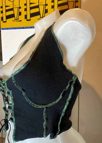 Kemer Detaylı Siyah Gotik Mini Büstiyer - Görsel 3