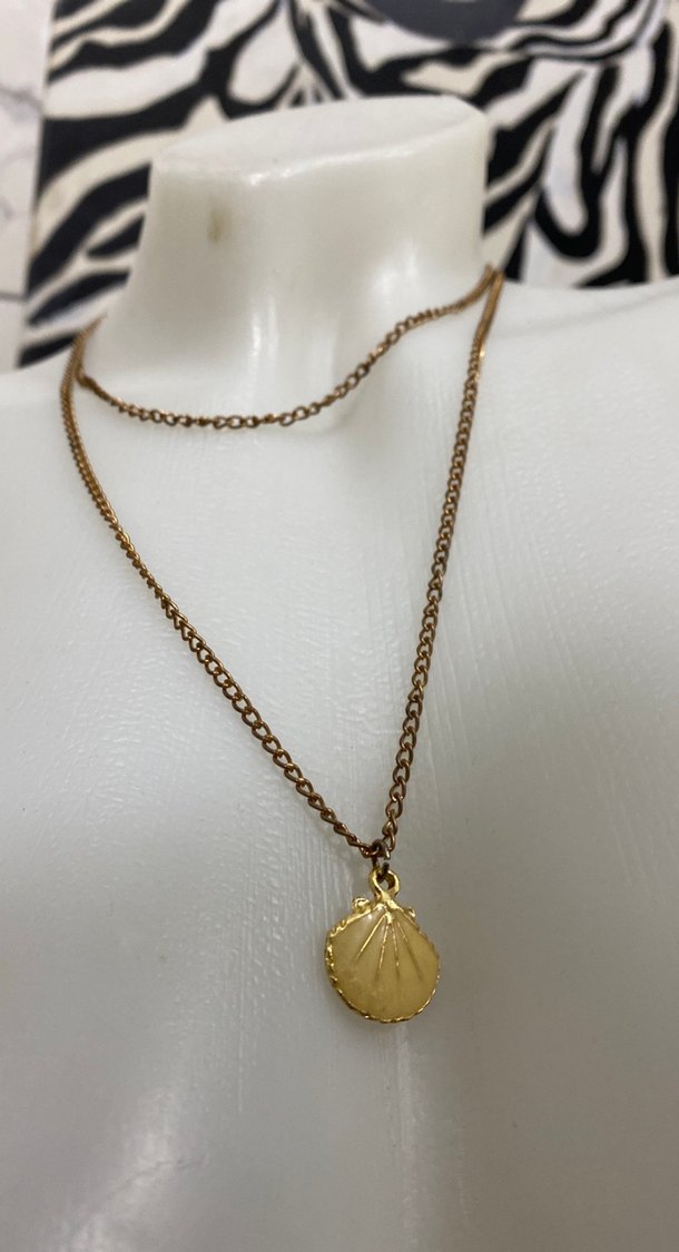 Zincir Detaylı Altın Rengi Midi Kolye - Görsel 2