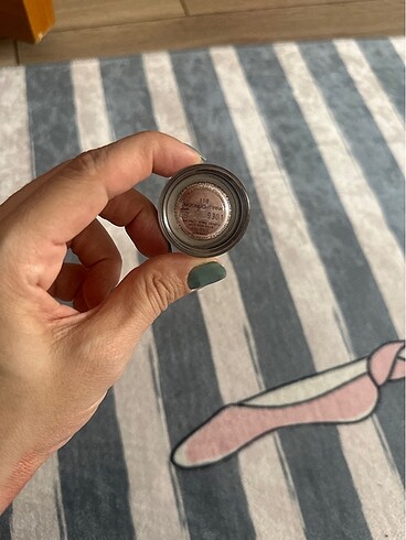 Chanel chanel far