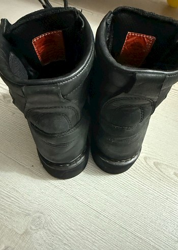 Harley Davidson Siyah Deri Gibson Postal Bot - Görsel 3