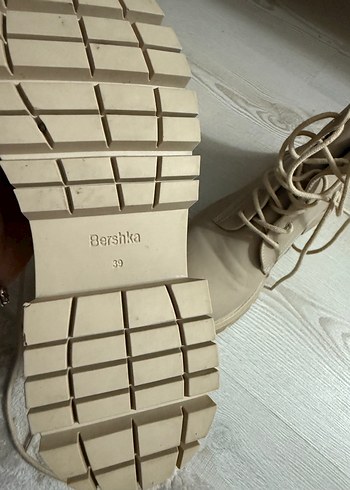 Bershka Bej Kadın Botlar - Görsel 3