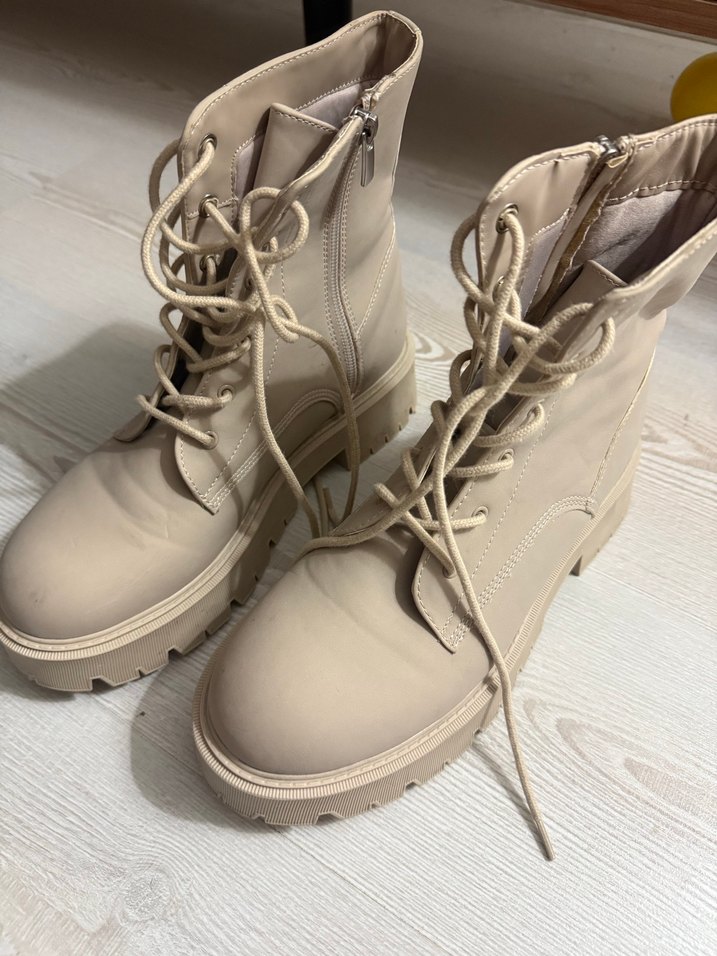 Bershka Bej Kadın Botlar - Görsel 2