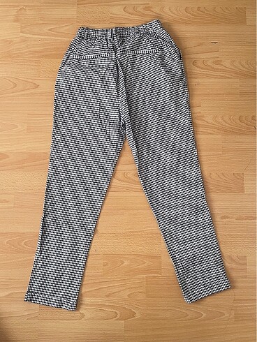 36 Beden PULL AND BEAR PANTALON