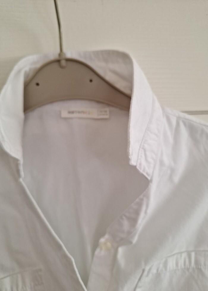 Koton Kız Çocuk Belden Bağlamalı Kolları Fırfırlı Beyaz Gömlek - Görsel 3