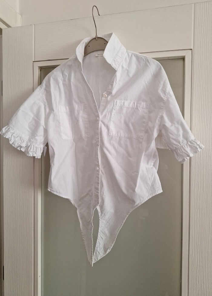 Koton Kız Çocuk Belden Bağlamalı Kolları Fırfırlı Beyaz Gömlek - Görsel 2