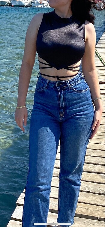 Siyah crop