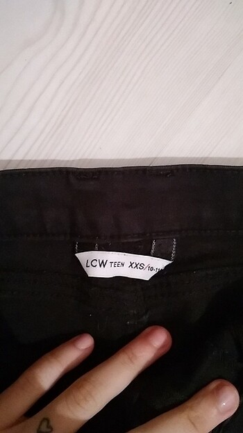 LC Waikiki Xxs mini siyah şort 10-11 yaş