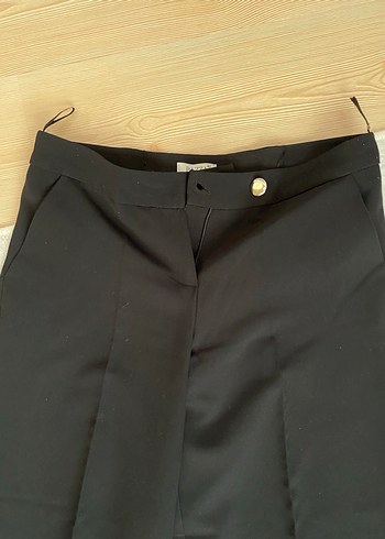 Kadın Siyah bol paça Kumaş Pantolon - Görsel 2