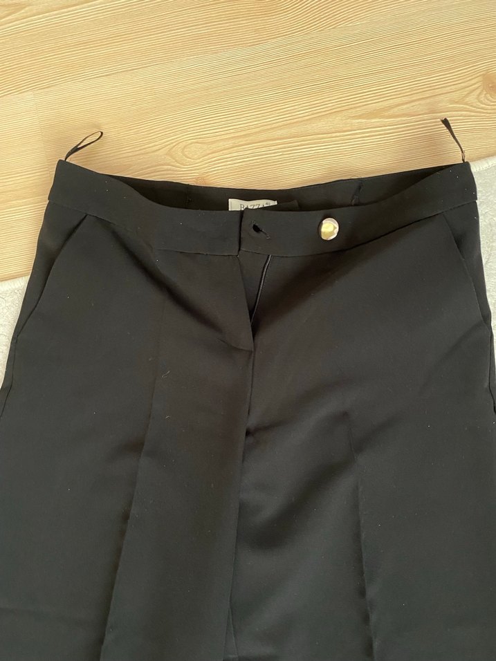 Kadın Siyah bol paça Kumaş Pantolon - Görsel 2