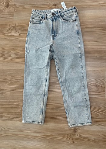 Stradivarius 1465 Slim mom jean