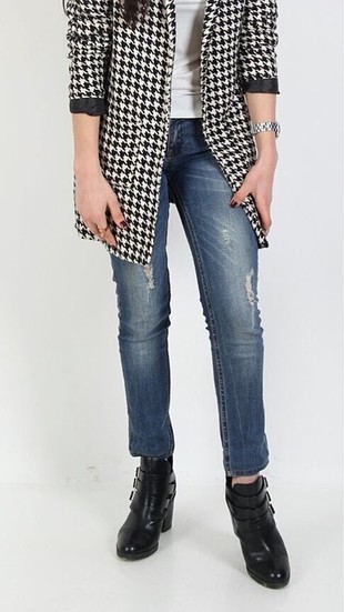 Bershka topuklu siyah bot
