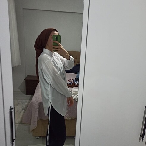 Diğer Gömlek
