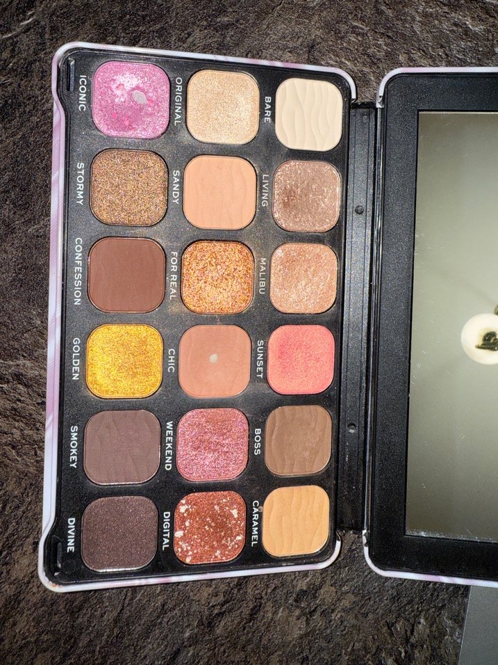 Revolution Parlak Pembe Far Paleti - Görsel 3