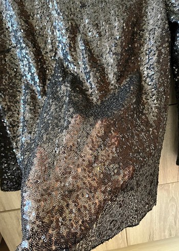 Parlak pullu Siyah Uzun Kollu Yüksek Yakalı Bluz - Görsel 3