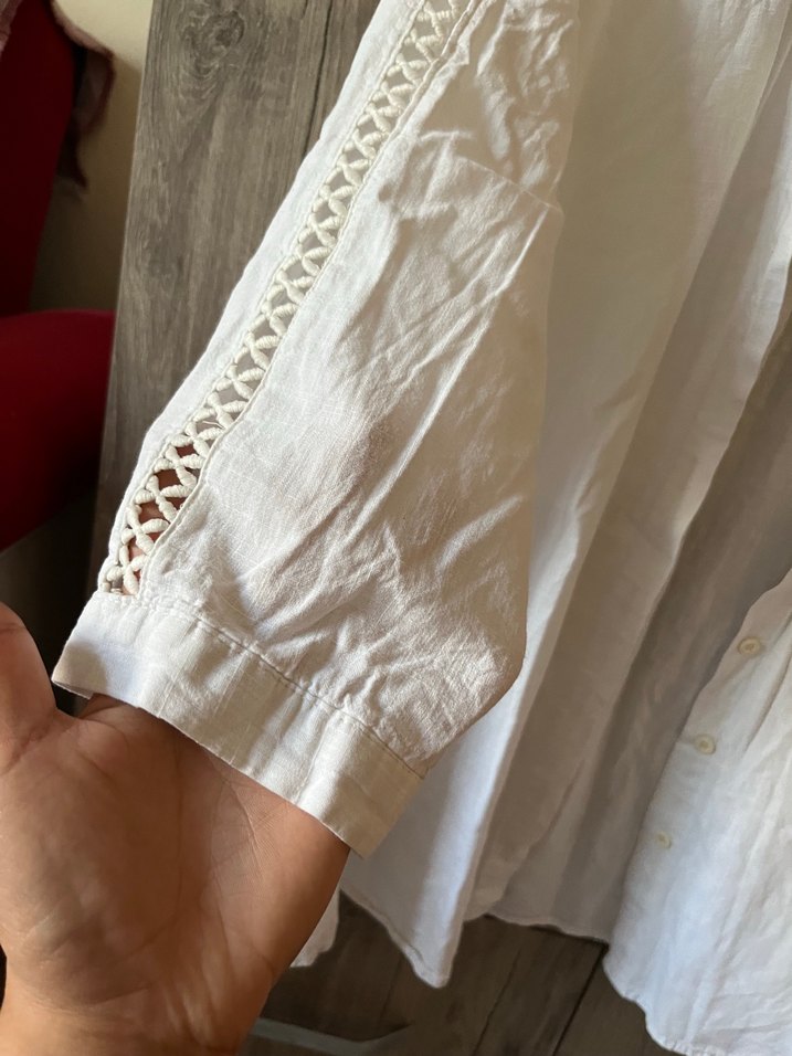 Düğmeli Beyaz Keten Kadın Gömlek - Görsel 4