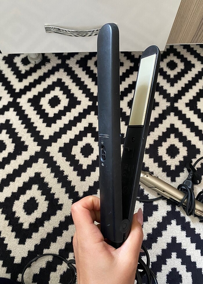 Saç düzleştirici - Görsel 3