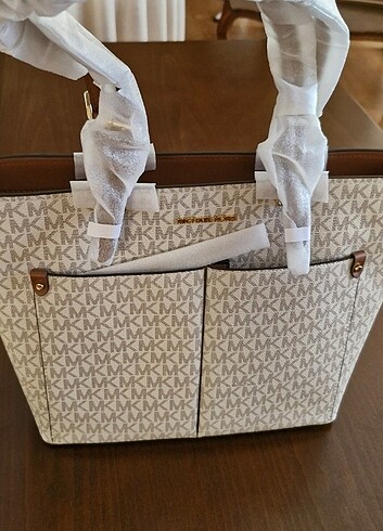 Michael Kors Jet Set Travel Tote