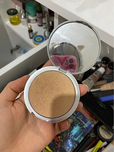The Balm The balm bronzeer