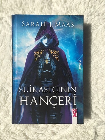 Suikastçının Hançeri Sarah J. Maas Cam Şato