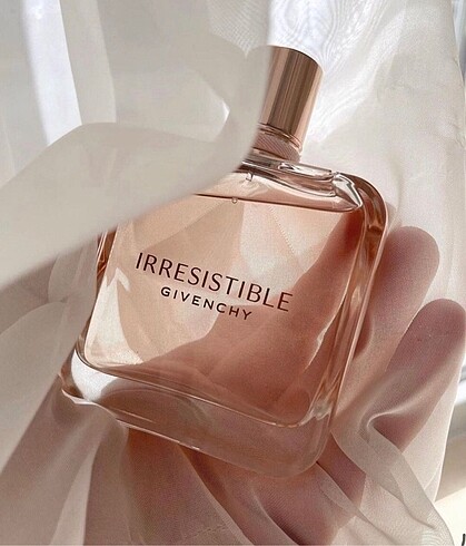 İrresistible givenchy