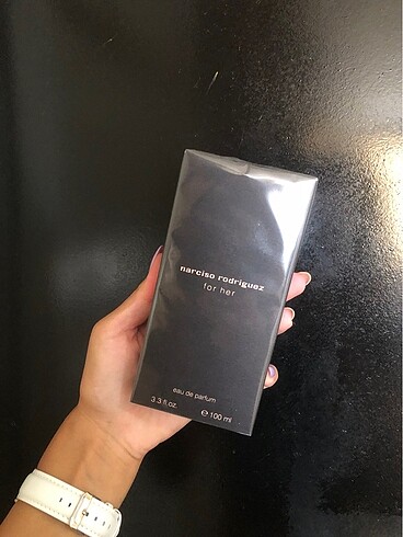 Narciso rodriguez for her