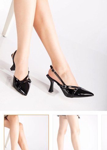 37 Beden Siyah Rugan Toka Detaylı Stiletto