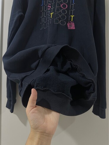 l Beden Nike sweatshirt