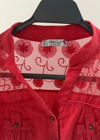 Kısa Kollu Kırmızı Düğmeli Kadın Gömlek - Görsel 4